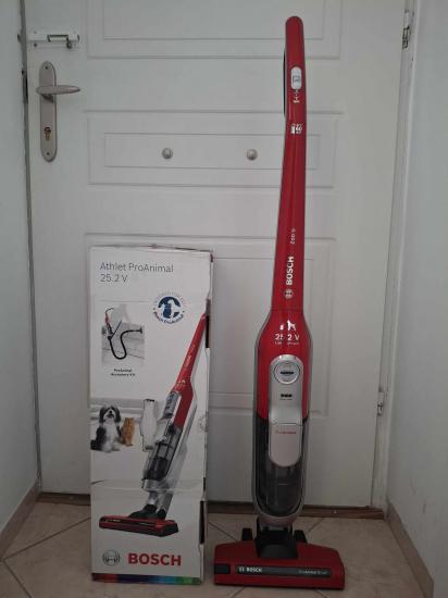 Πωλείται επαναφορτιζόμενη σκούπα stick BOSCH Zoo'o, 25.2V, σ Ηράκλειο νομού Ηρακλείου, Κρήτη Οικιακές συσκευές Πωλούνται (φωτογραφία 1)